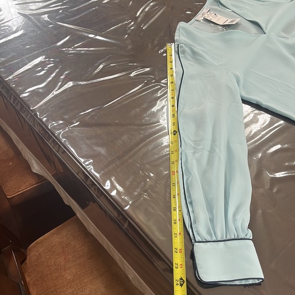 MANGO Light Blue Crewneck Blouse Size M - Picture 8 of 13